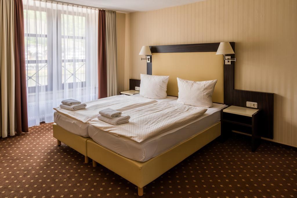 Beim Weinbauer Otel Cochem Dış mekan fotoğraf