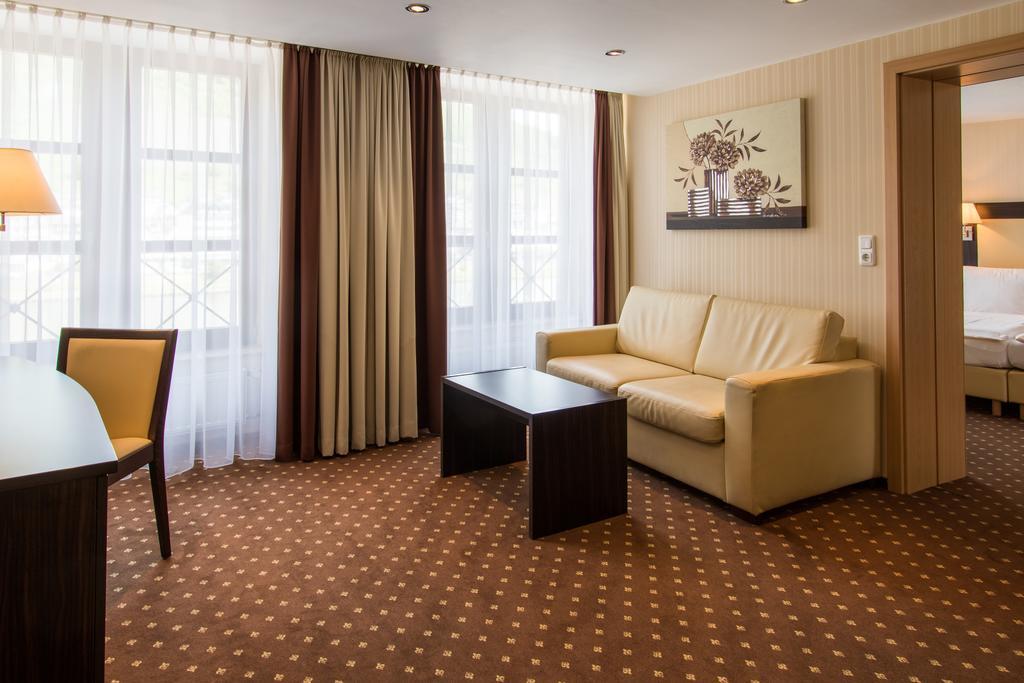 Beim Weinbauer Otel Cochem Dış mekan fotoğraf